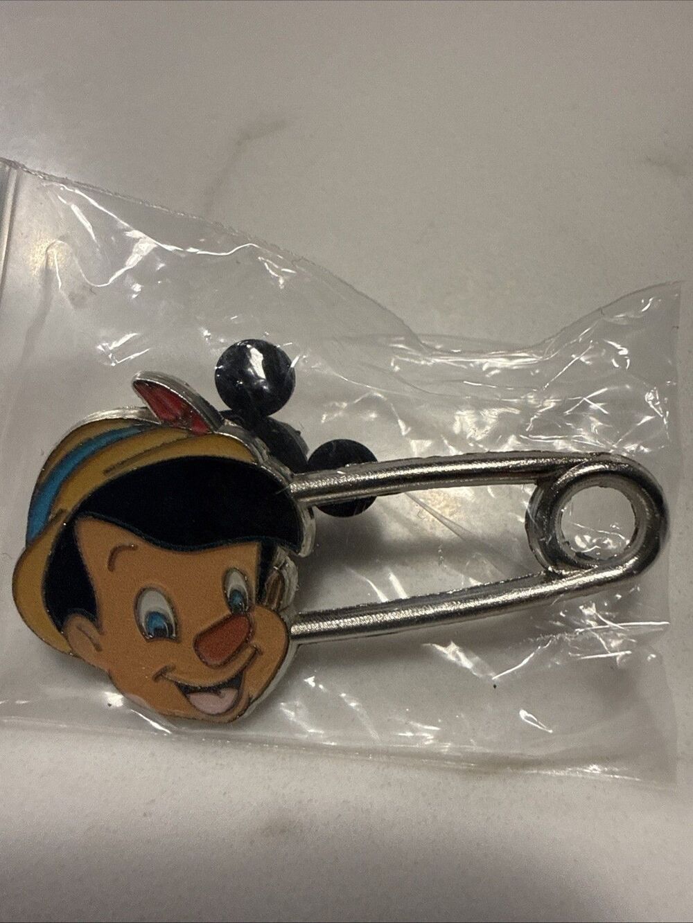 Disney Pinocchio Safety Pin Hat Pin – Disneyland Trading Pin Authentic